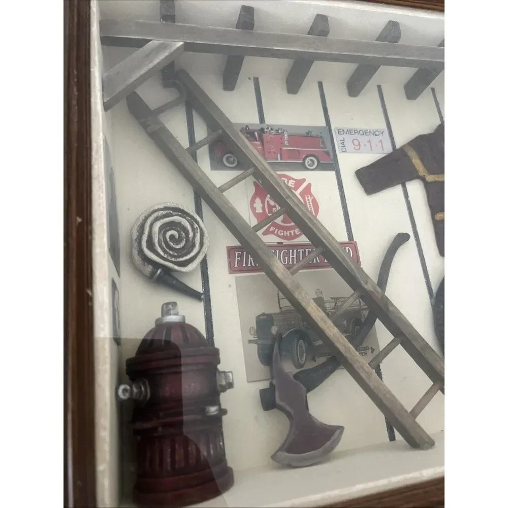 FIREMAN PLAQUE PICTURE SHADOW BOX